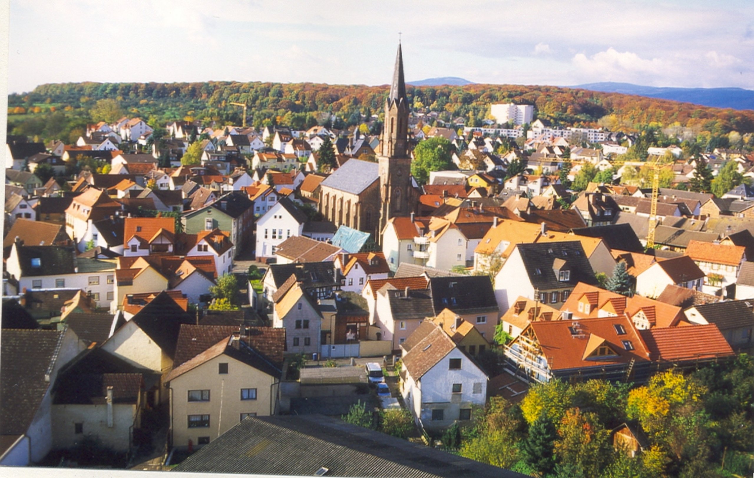 Das Bild zeigt eine Luftbildaufnahme von Seulberg.