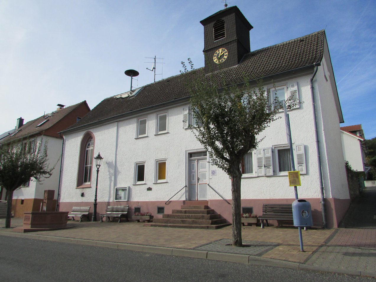 Der Dillinger Dom heute Blick auf den Dillinger Dom in der Dillinger Straße heute