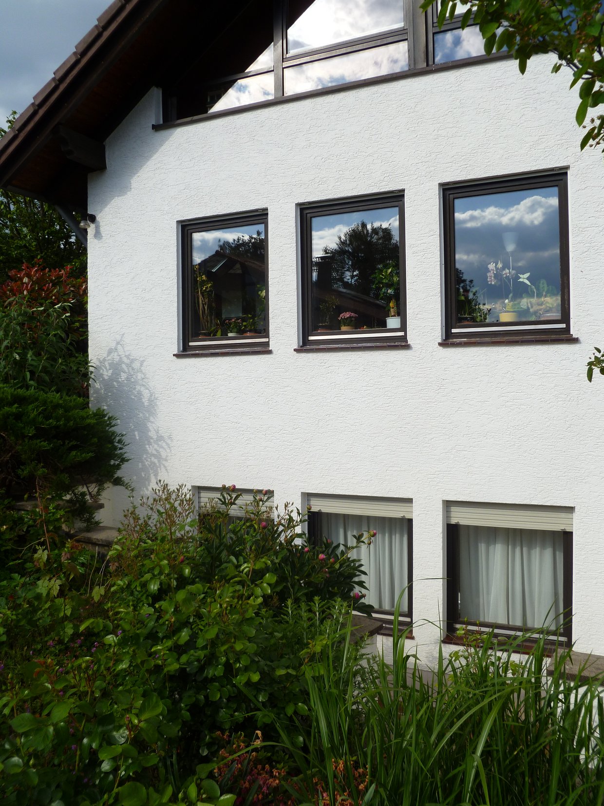 Auf der Darstellung ist das Haus der Familie Koch zu sehen, in der die Ferienwohnung zu finden ist.