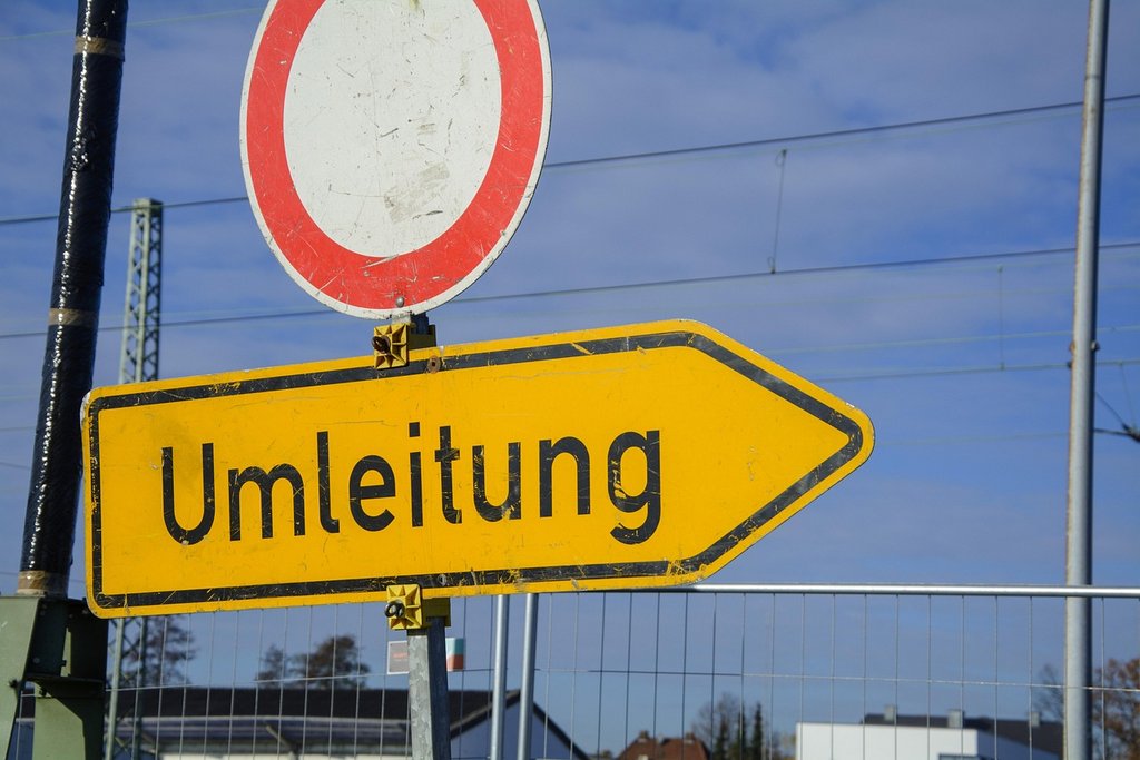 Symbolbild: Sperrungen und Umleitungen aufgrund von Baustellen in Friedrichsdorf