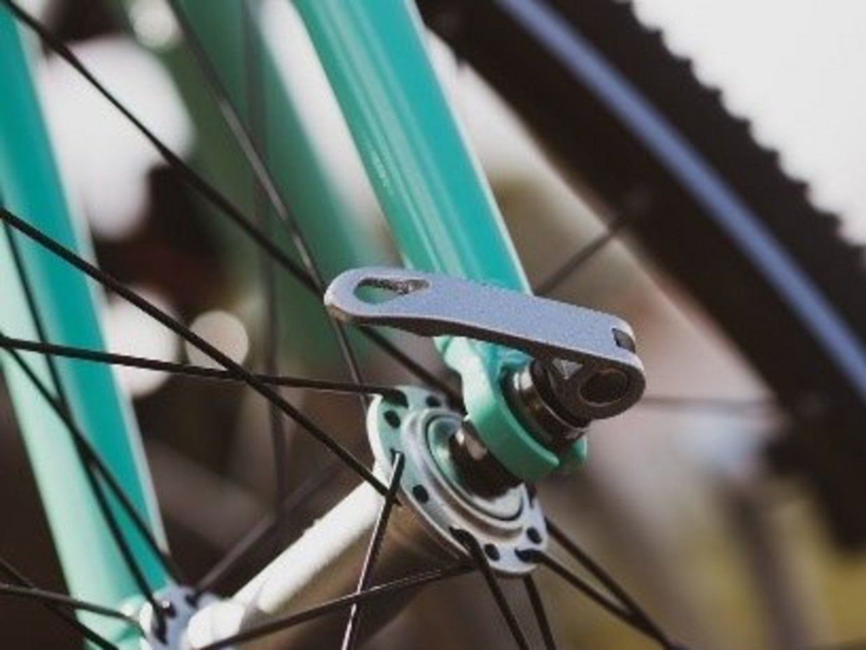 Fahrrad Nahaufnahme eines Fahrradreifens mit Speichen