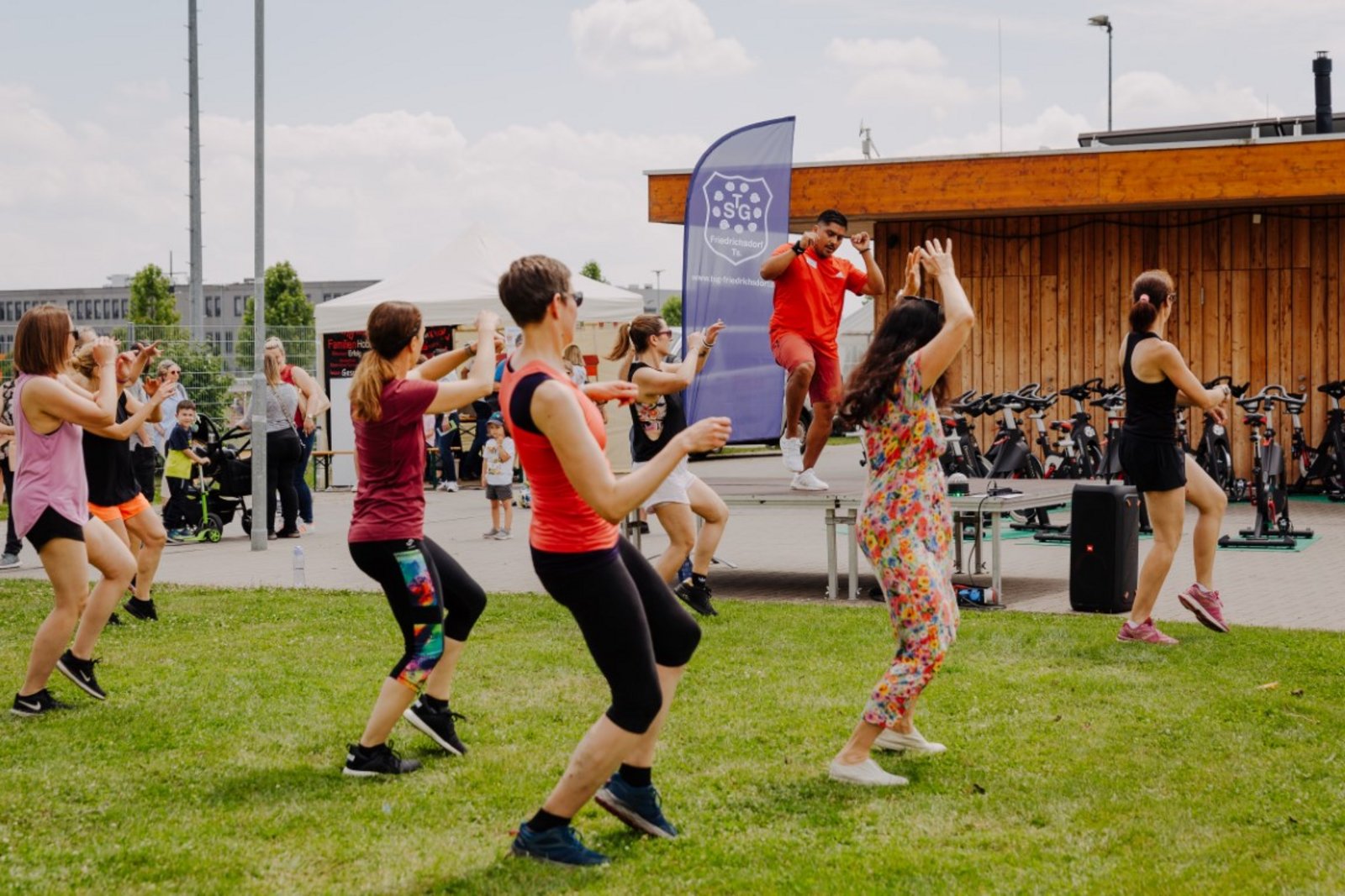 Zumba beim Tag des Sports 2024