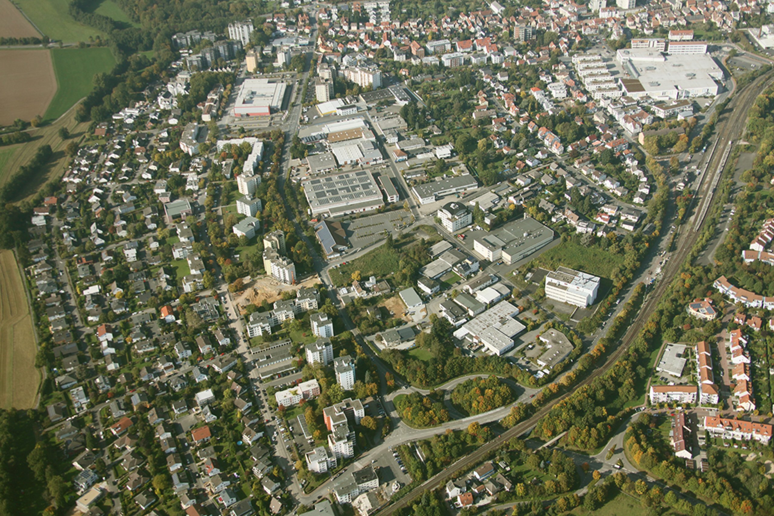 Luftbild des Gewerbegebiets Industriestraße in Friedrichsdorf