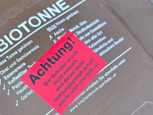 Biomüll mit Fremdstoffen
